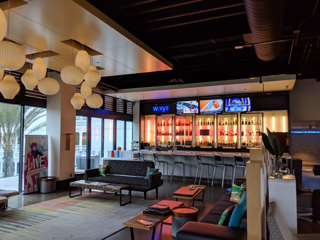 Aloft El Segundo Lounge